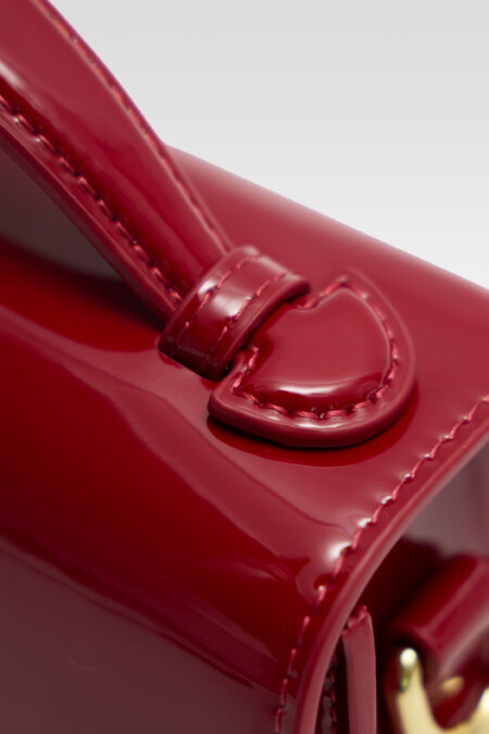 Akan mini vernis Rouge